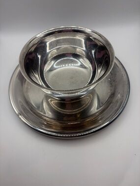 Vintage Lunt Polished Silver Plated Gravy Bowl